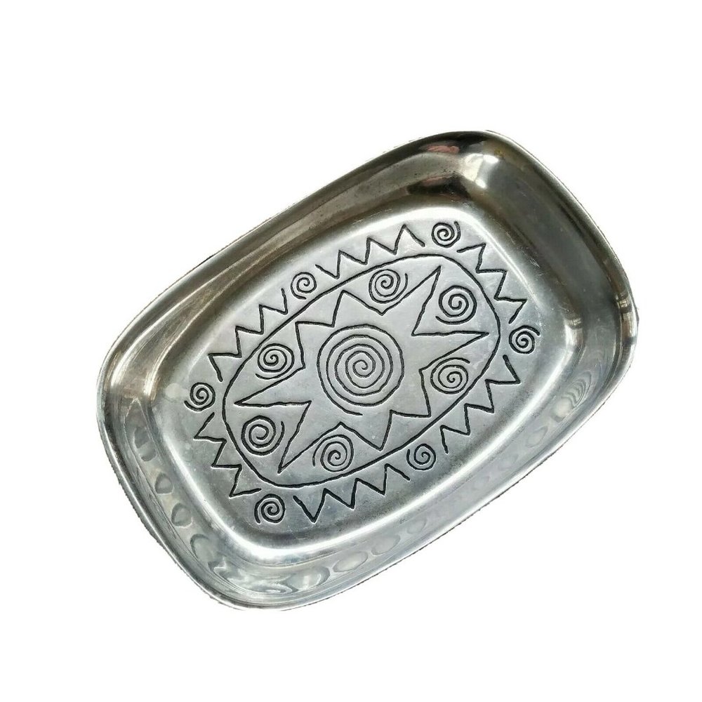 -Wilton Armetale Reggae Collection Bread Tray